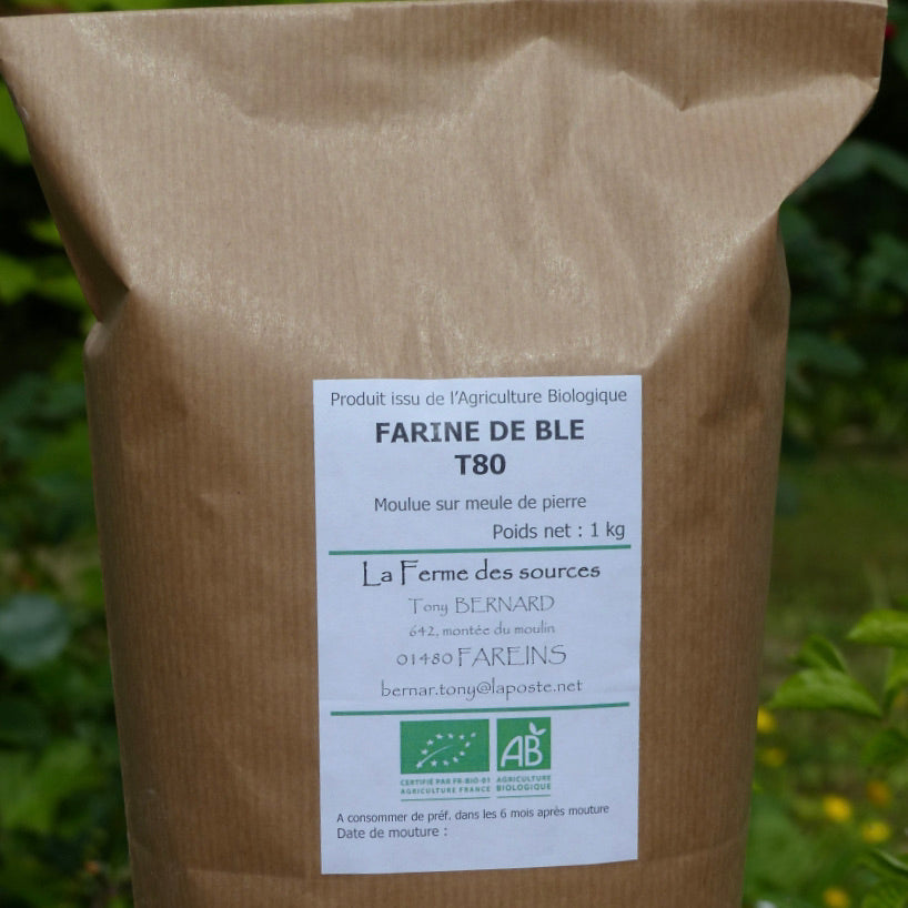 1kg farine de blé T80 moulue sur meule pierre issue de l'agriculture biologique Ferme des Sources Tony Bernard Fareins